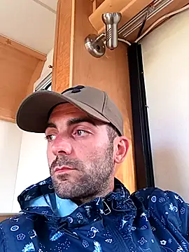 alieno napoletano online show from April 27, 5:09 pm