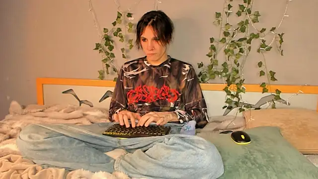 SolarFringe online show from May 7, 6:46 am