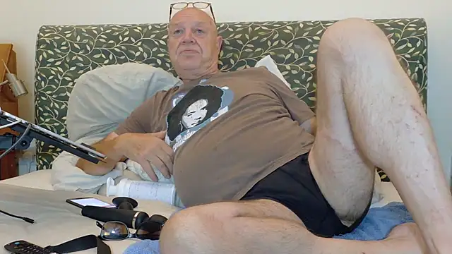 KinkCentral online show from July 18, 8:58 pm