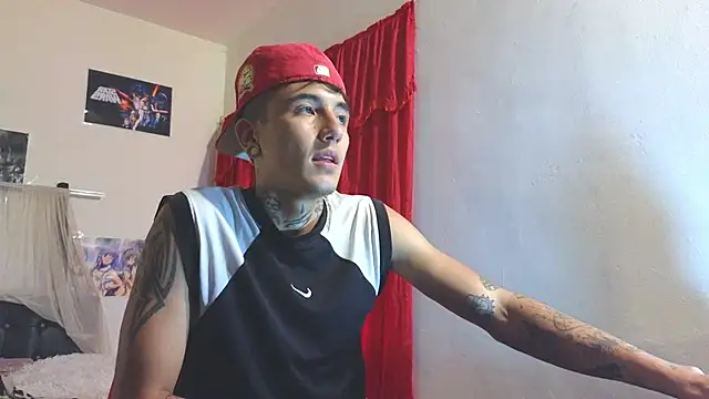 charles carterxxx online show from May 10, 10:11 pm