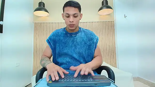 Brandon Mercuri online show from May 4, 12:51 pm