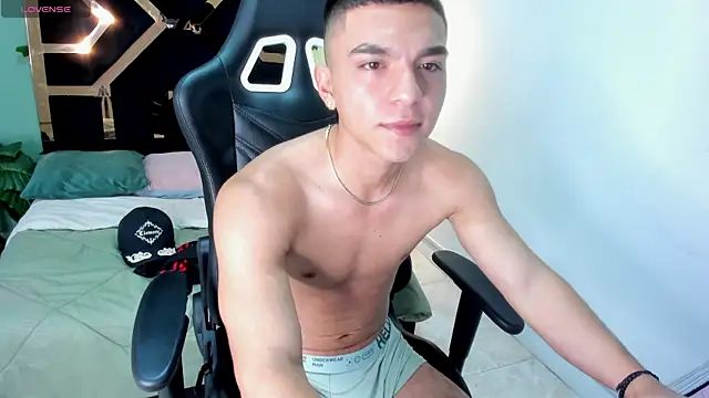 ELGRAN JEFE online show from April 30, 1:07 pm