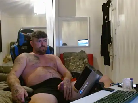 Naughtybihubbyxx online show from July 9, 8:56 pm