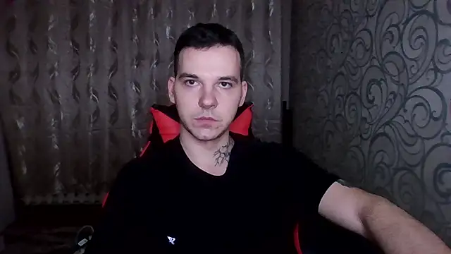 gwinbladee online show from May 2, 8:44 pm