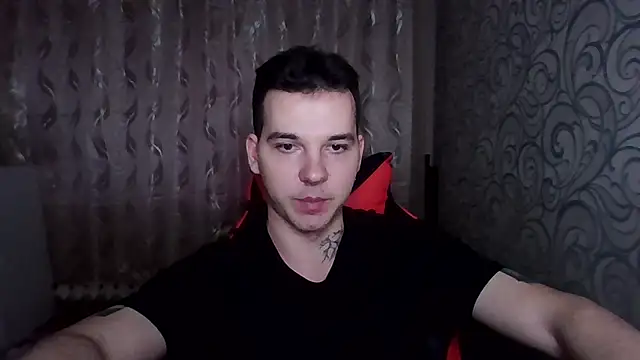 gwinbladee online show from May 14, 2:48 pm