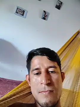 chicolargo17 online show from May 4, 2:41 pm