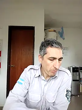 Alejandro83bsf online show from July 31, 8:18 pm