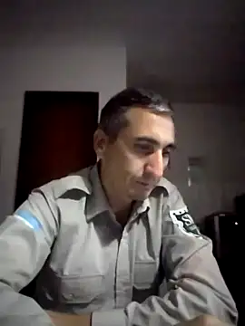Alejandro83bsf online show from May 10, 10:44 pm