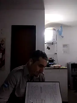 Alejandro83bsf online show from July 20, 2:29 am