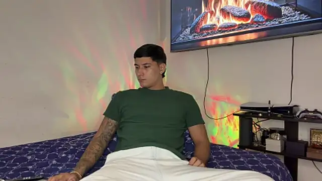 SexxxySquirterStev777 online show from May 19, 11:16 am