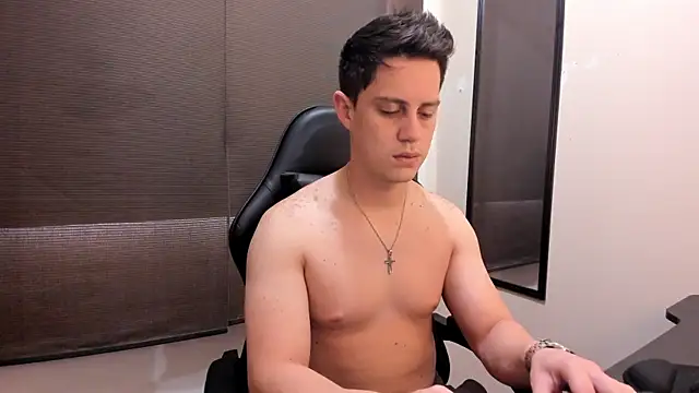KendricTorres online show from June 20, 2:44 pm