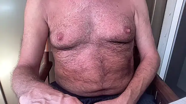 henrybull007 online show from July 19, 8:20 am