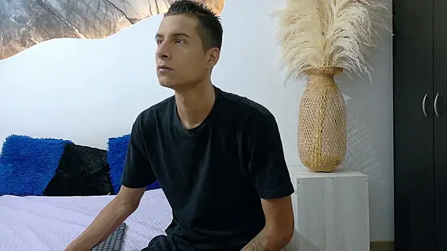 cameronsilverman online show from July 11, 8:33 pm