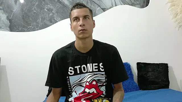 cameronsilverman online show from July 6, 8:10 pm