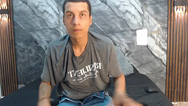 cameronsilverman online show from May 1, 9:06 pm