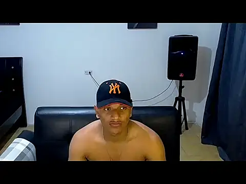 Ian Arcia online show from May 11, 11:13 pm