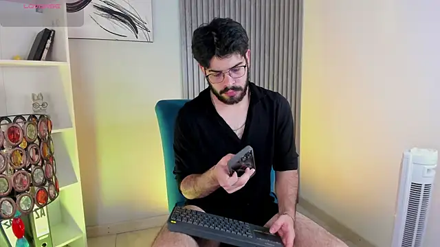 DomBoy  online show from July 20, 8:21 pm