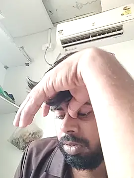 Rohit657600 online show from June 14, 5:09 am