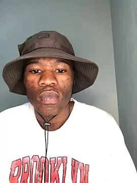 thandolezwe1 online show from May 13, 8:39 pm
