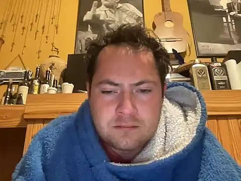 alecsgzz online show from May 20, 6:09 am
