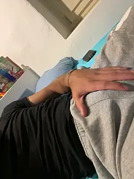 Albert daddyyy online show from June 23, 11:07 pm