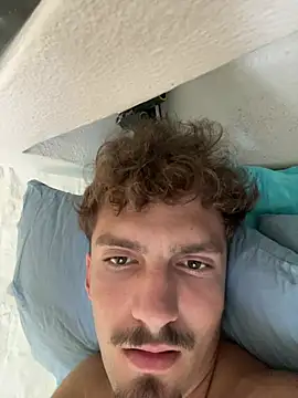 Albert daddyyy online show from June 26, 3:14 pm