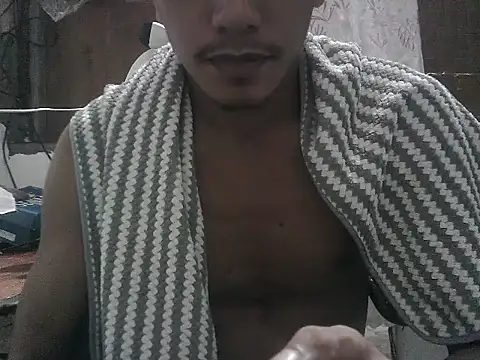 Daddyyum 12 online show from May 19, 5:41 pm
