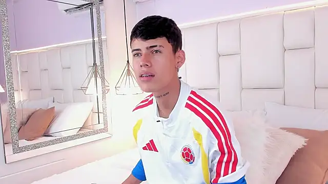 JacobFerrer online show from June 24, 6:11 pm