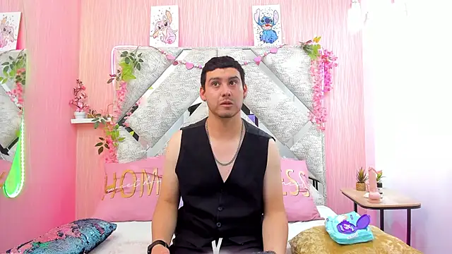 Kalix Taylor online show from May 17, 4:58 pm