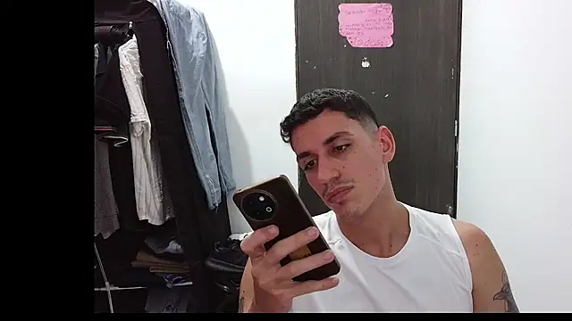 RaulRico online show from July 18, 3:28 pm