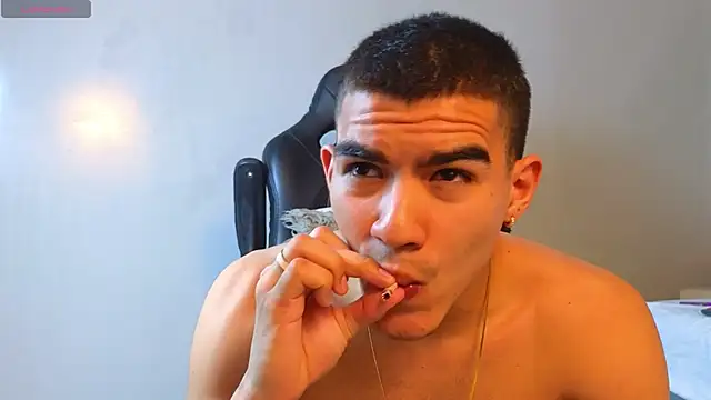Sebastian Vega online show from June 21, 12:49 am