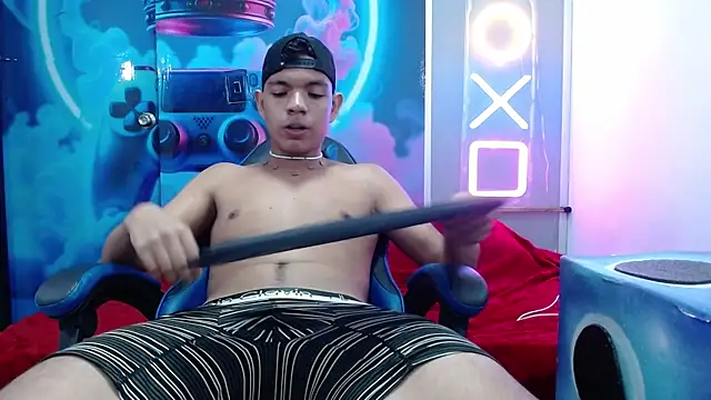 Aron hot11 online show from May 21, 1:56 am