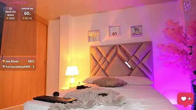 Baby noahtt online show from July 23, 1:58 am