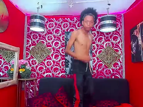 skinny20boy online show from June 24, 11:18 pm