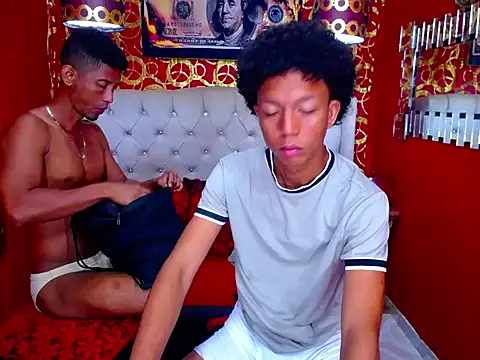skinny20boy online show from July 6, 11:16 pm