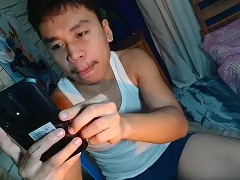 urasiankevin online show from July 26, 6:27 pm