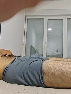 kurdishboy69 online show from May 27, 10:51 pm