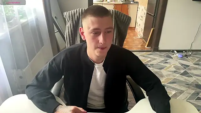 Keksik  online show from May 22, 3:33 am