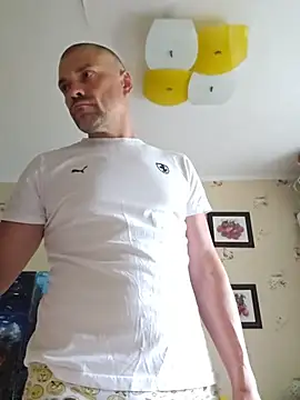 DaddyMarlboro online show from July 10, 5:22 am