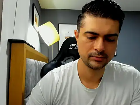 ZEI-001 online show from May 19, 2:18 am