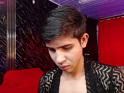 joshua saenz  online show from June 5, 9:53 pm