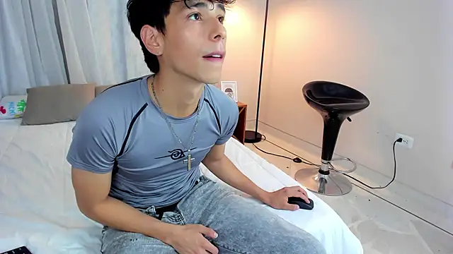 jacob colliins online show from May 11, 3:19 am