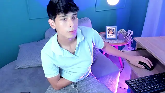 jacob colliins online show from July 15, 7:42 pm