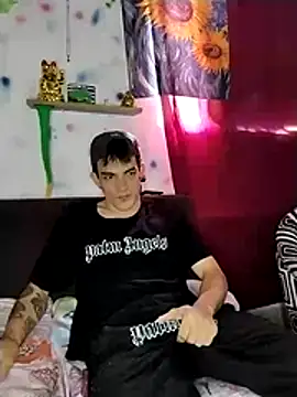 Maykiinn online show from May 27, 6:16 pm