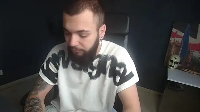 OscarWillss online show from July 8, 4:16 am