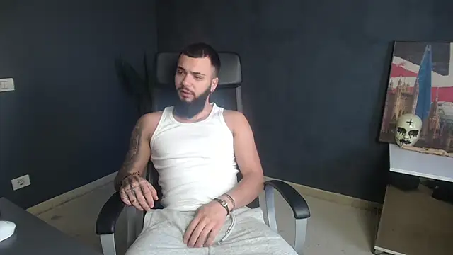 OscarWillss online show from July 30, 4:34 am