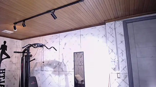 Darius Wolfe online show from May 23, 11:26 am