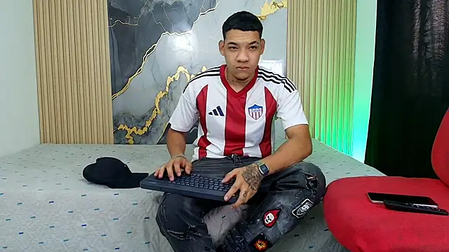bick jhonn online show from August 3, 7:20 pm