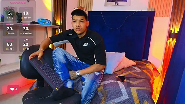 bick jhonn online show from July 3, 7:51 pm