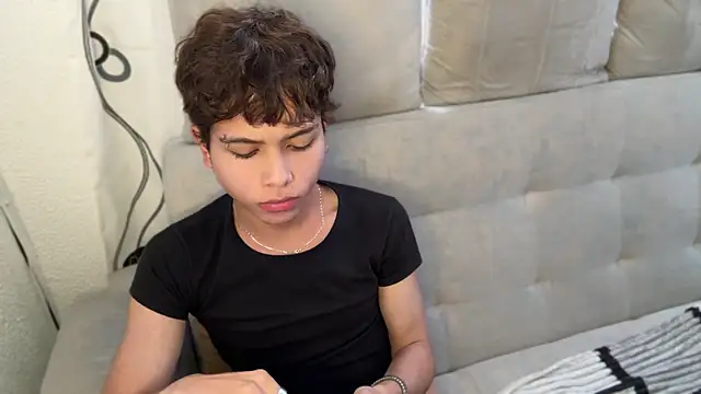 DanteSaint online show from June 11, 2:04 pm
